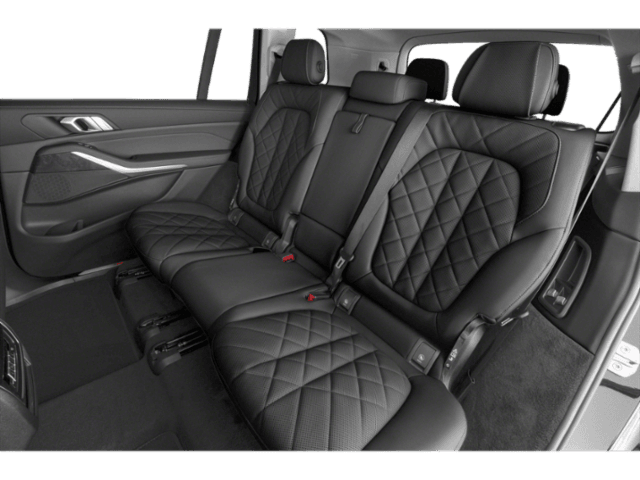 2023 BMW X7 - Image 10
