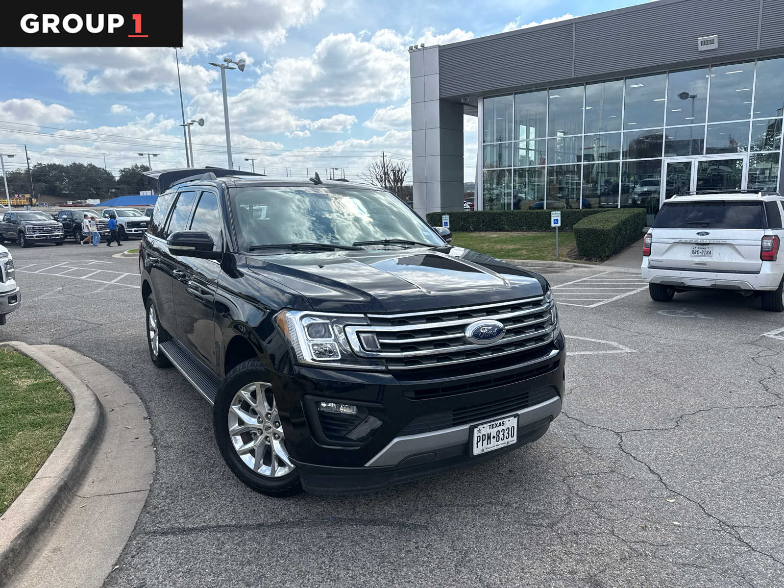 2021 Ford Expedition - Image 1