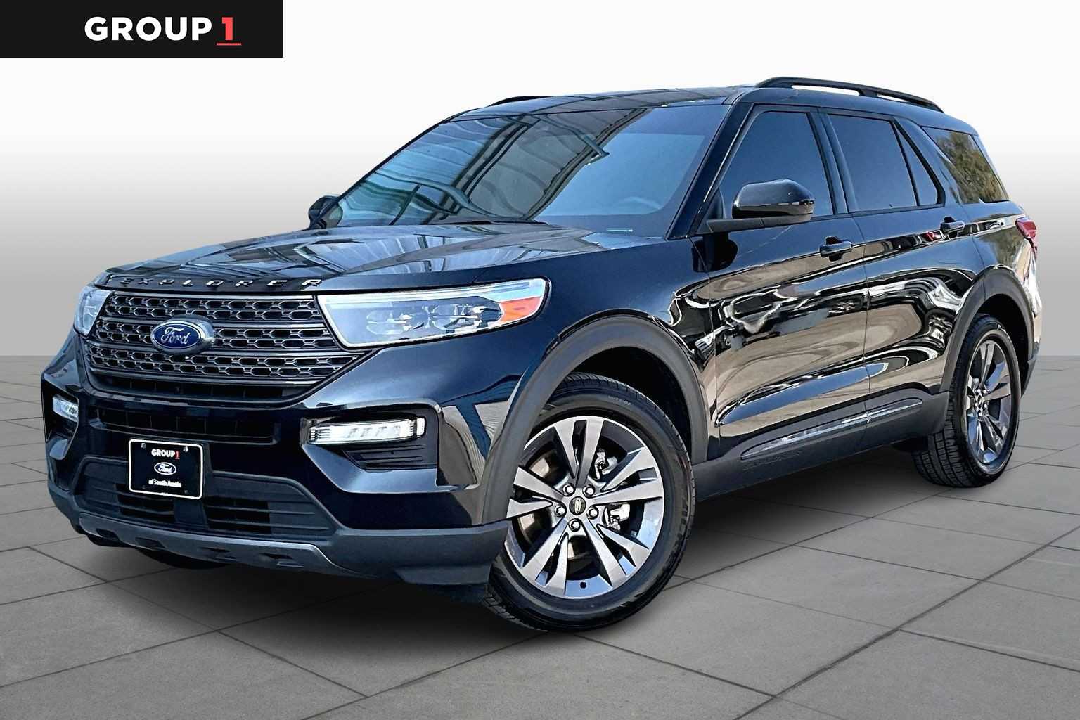 2022 Ford Explorer - Image 1