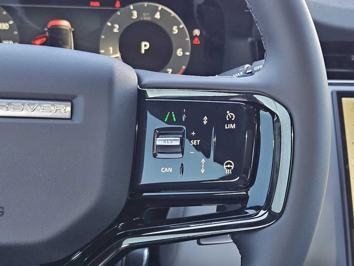 2026 LAND ROVER Range Rover Evoque - Image 29