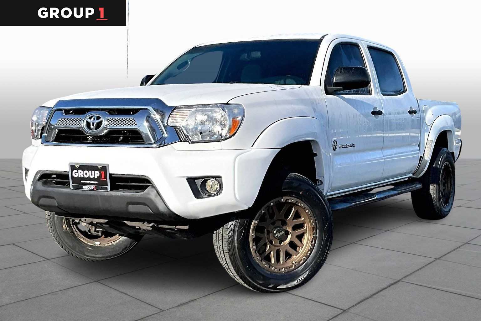 2015 Toyota Tacoma - Image 1