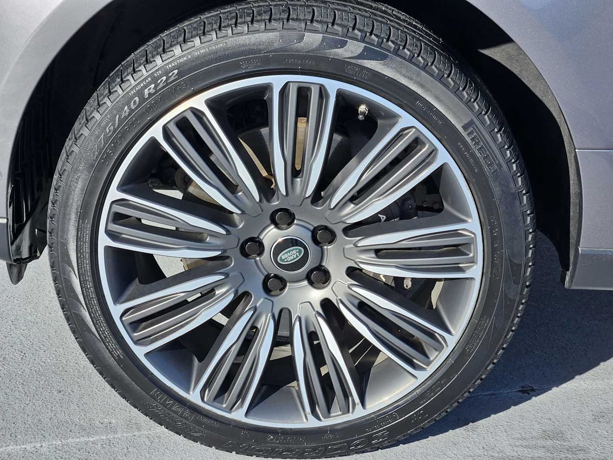 2021 Land Rover Range Rover - Image 10