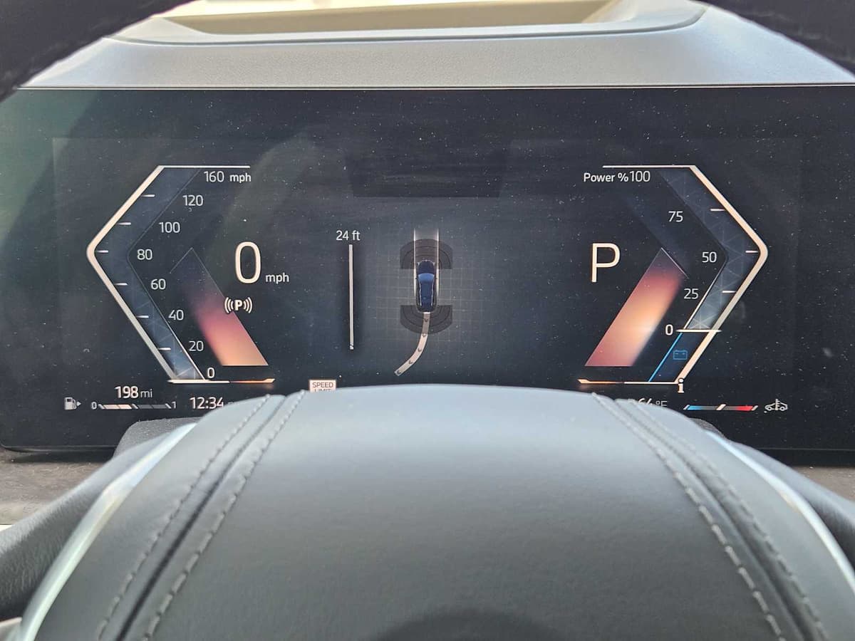 2023 BMW X7 xDrive40i - Image 14