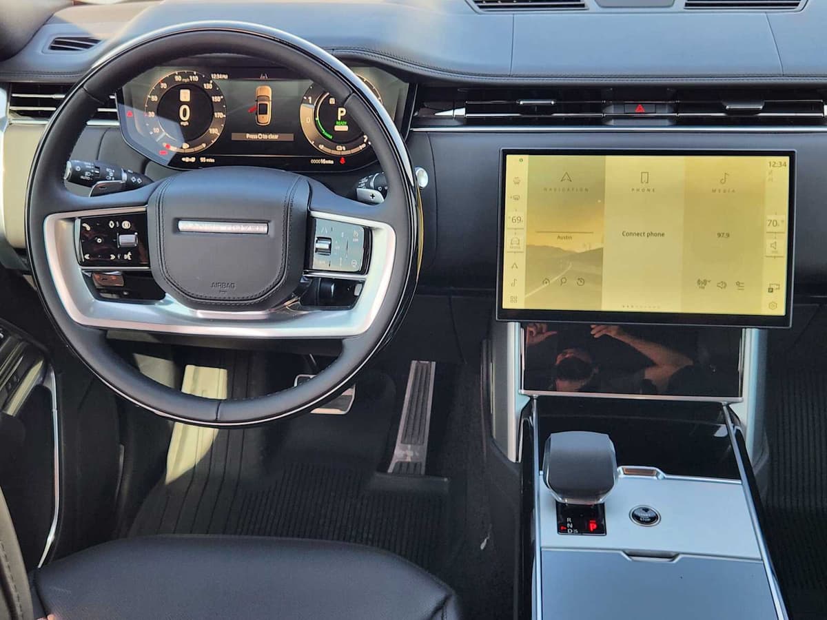 2026 LAND ROVER Range Rover - Image 27