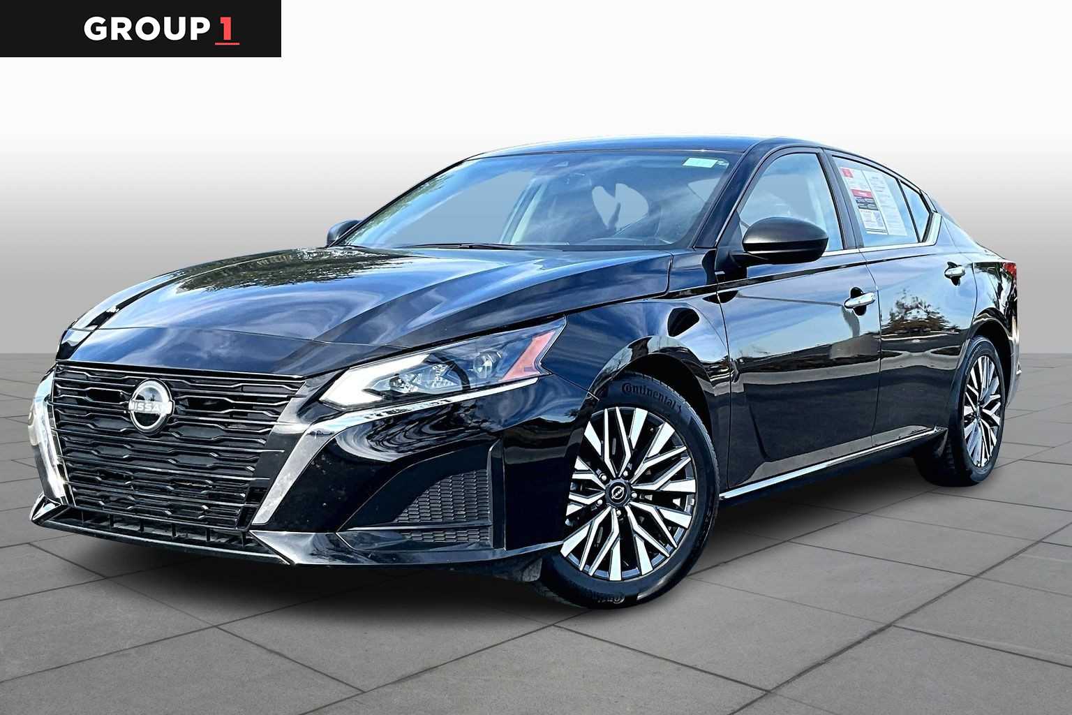 2025 Nissan Altima - Image 1