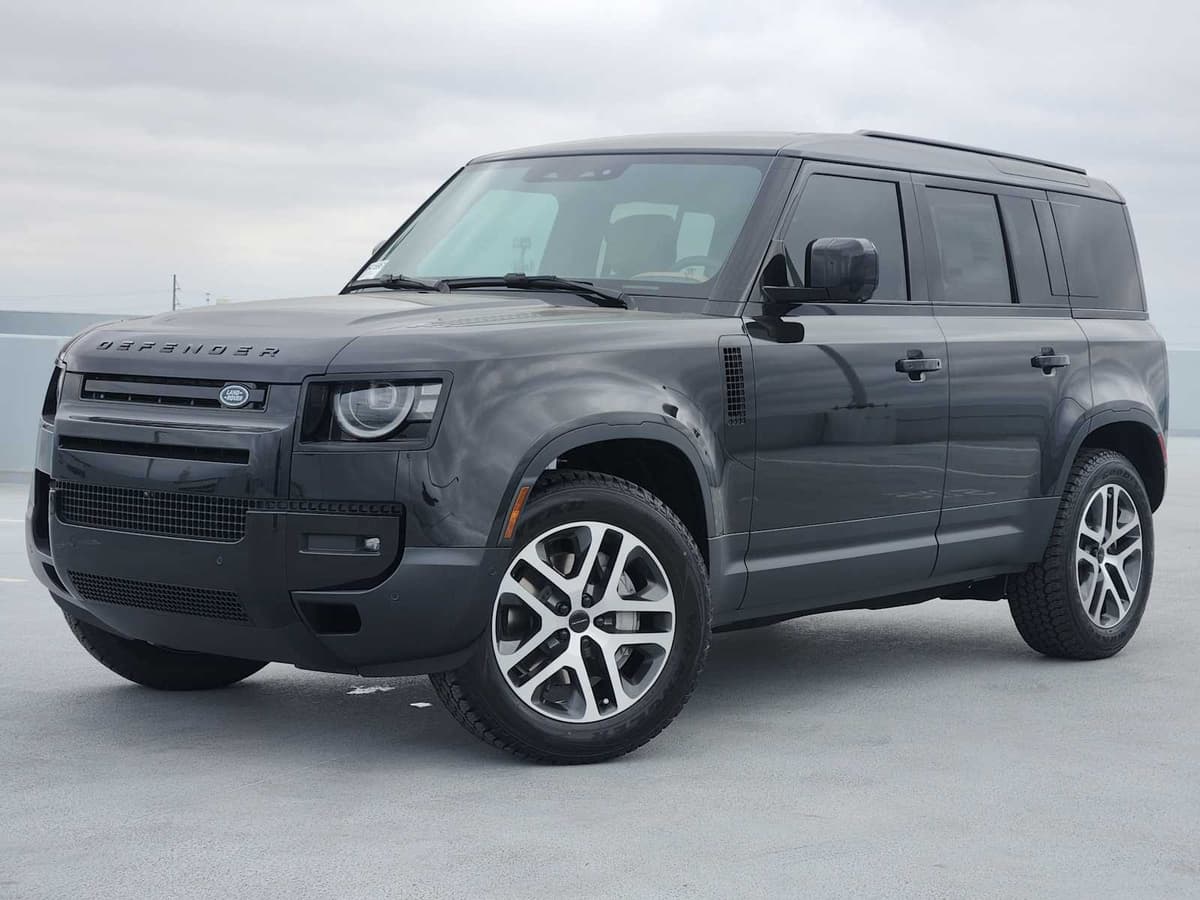 2026 LAND ROVER Defender 110 - Image 1