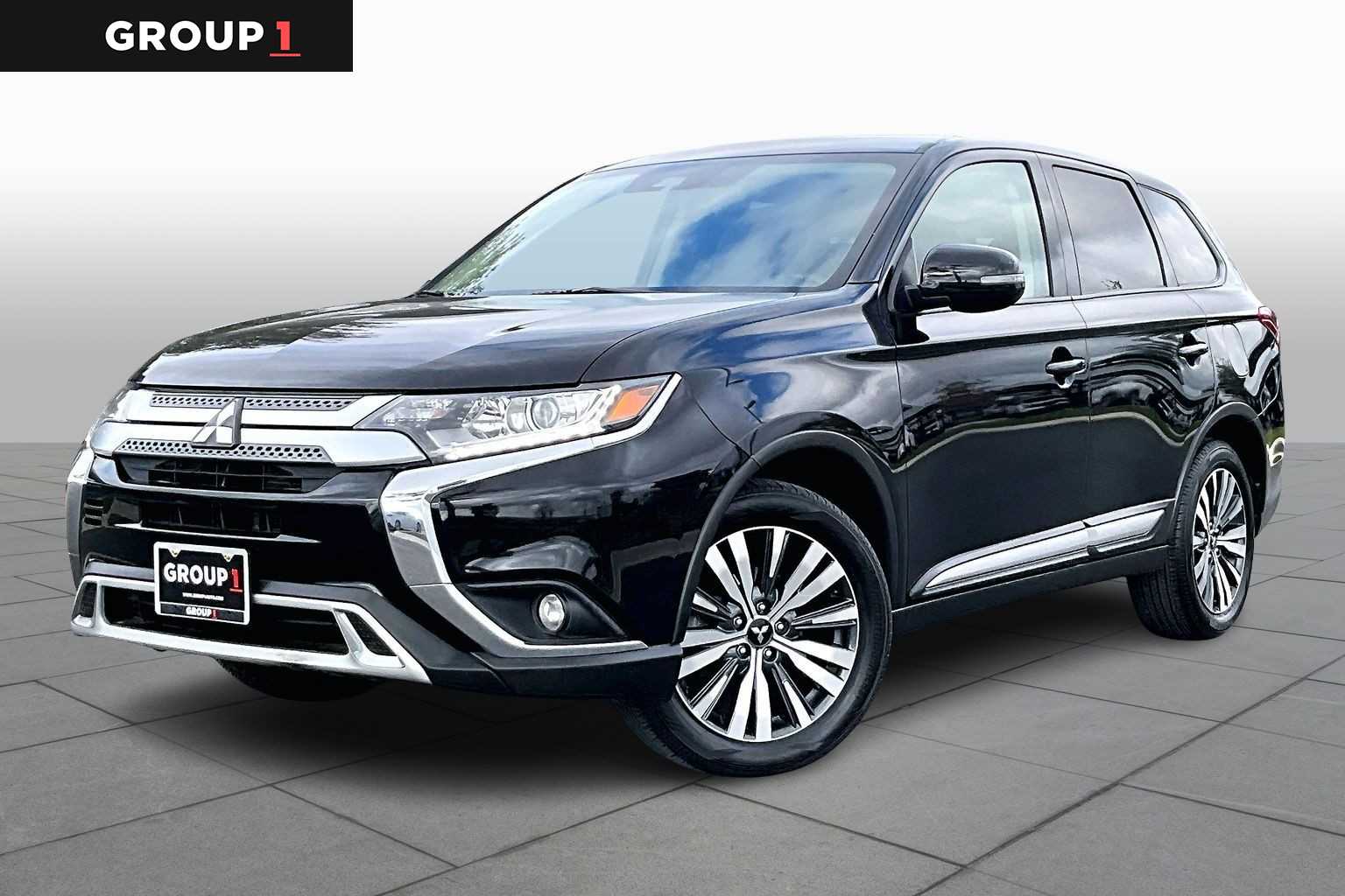 2020 Mitsubishi Outlander - Image 1