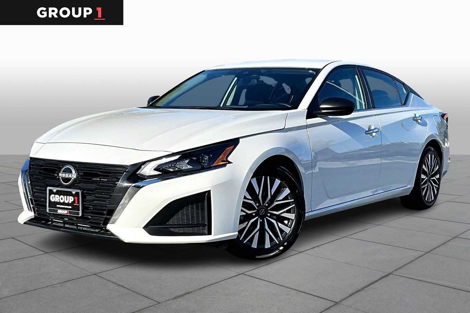 2025 Nissan Altima - Image 1