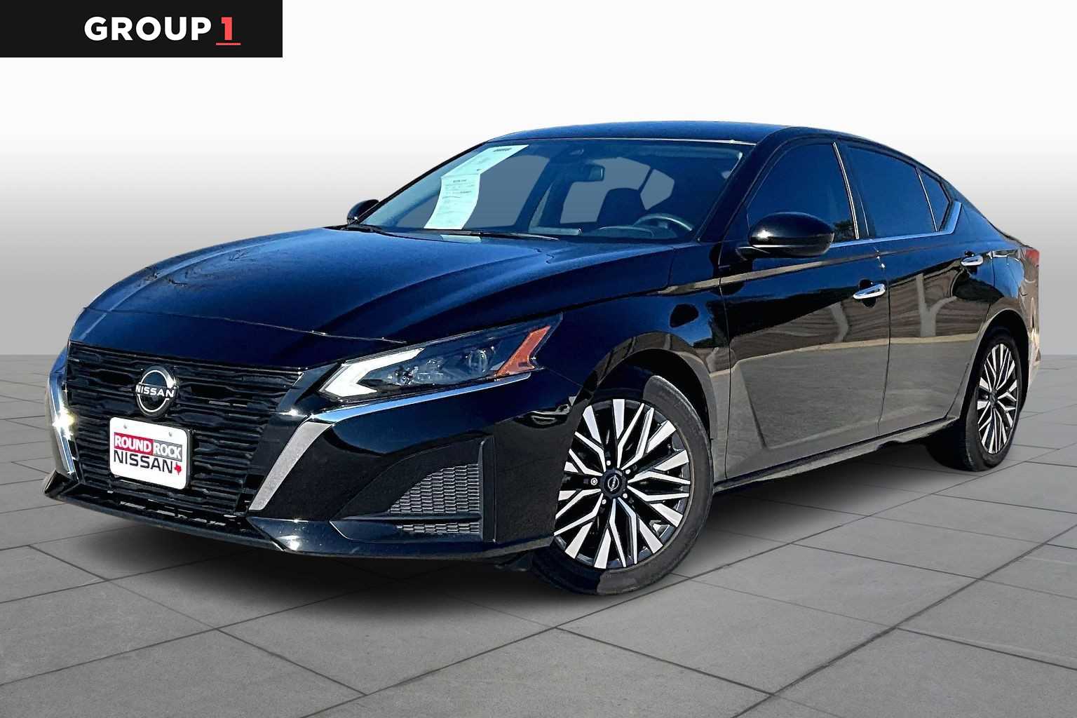 2023 Nissan Altima - Image 1