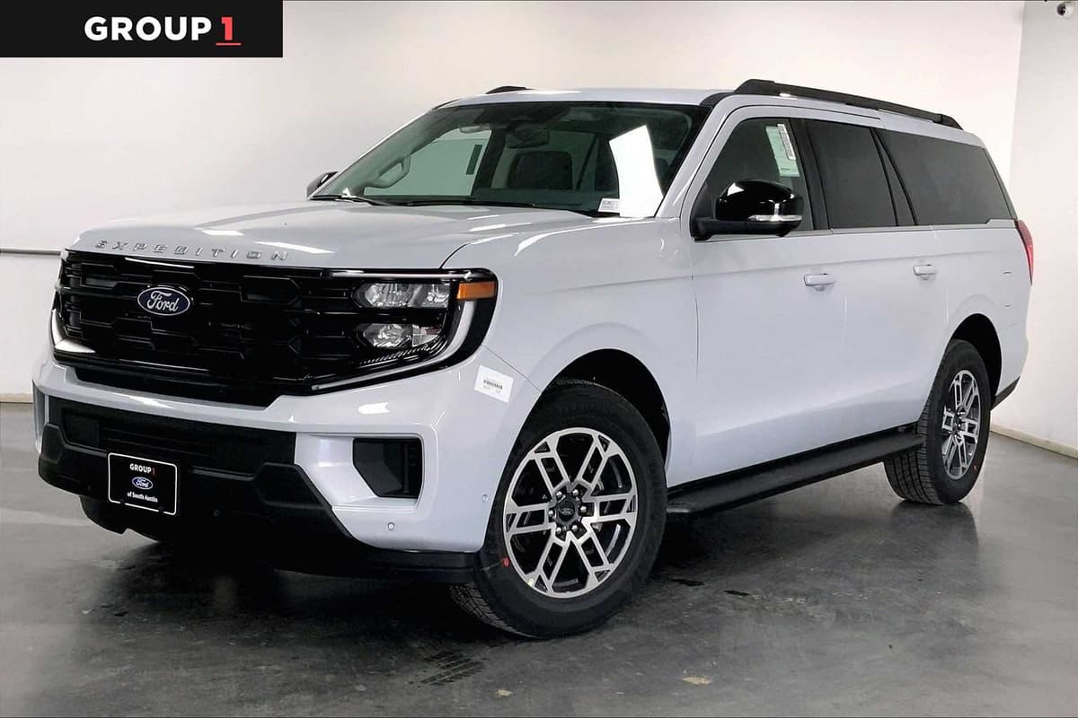 2025 Ford Expedition - Image 1
