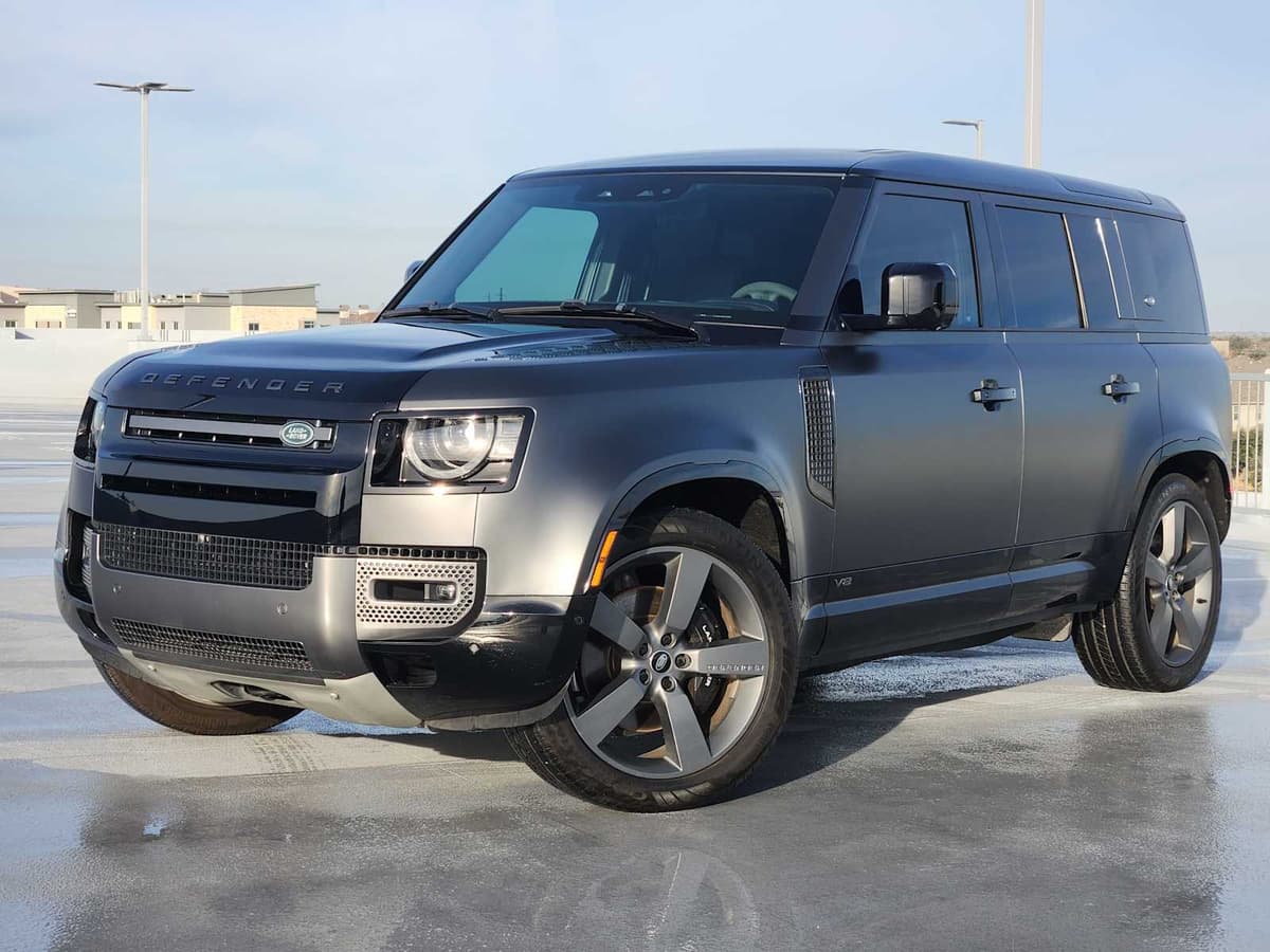 2023 Land Rover Defender - Image 1