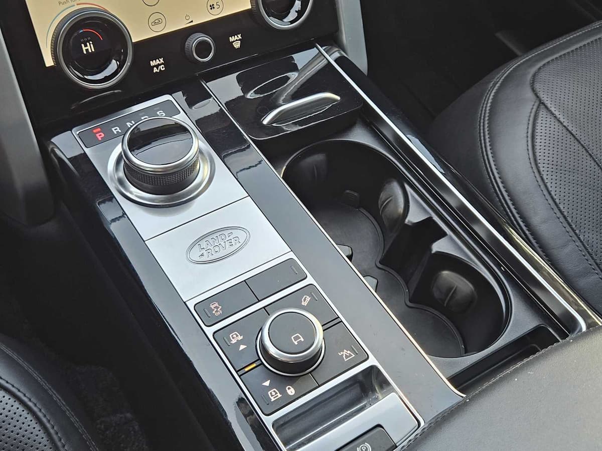 2021 Land Rover Range Rover - Image 16