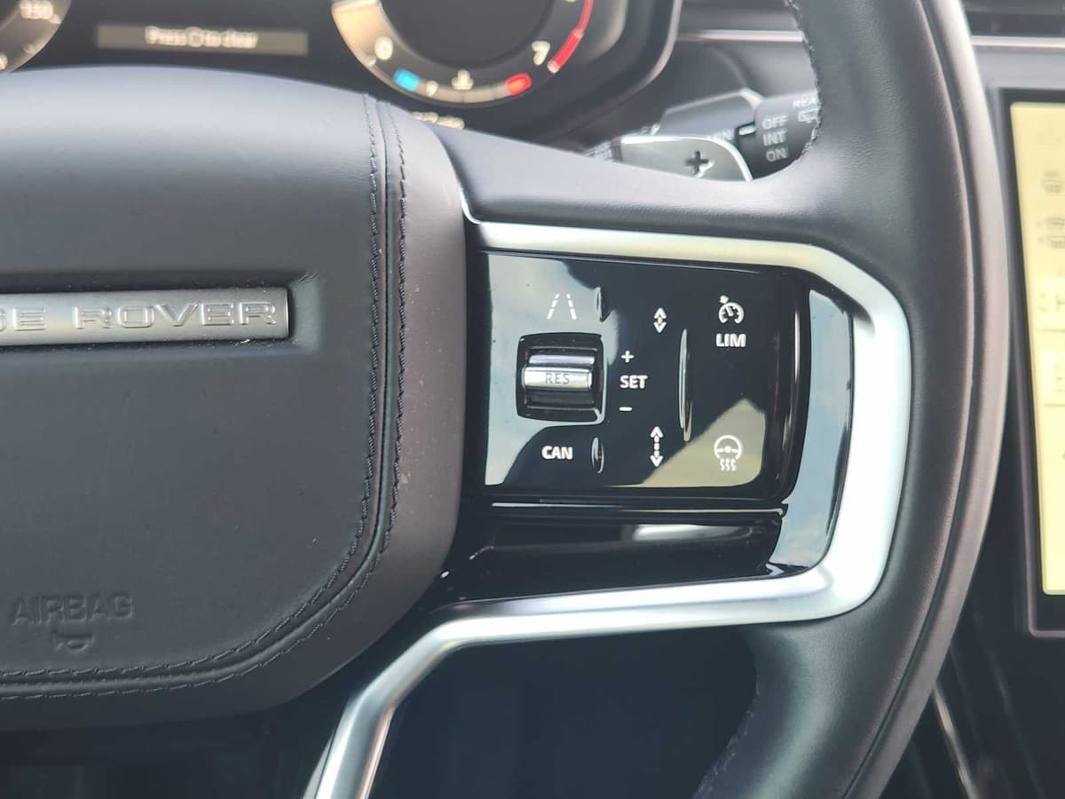 2025 Land Rover Range Rover Sport - Image 30