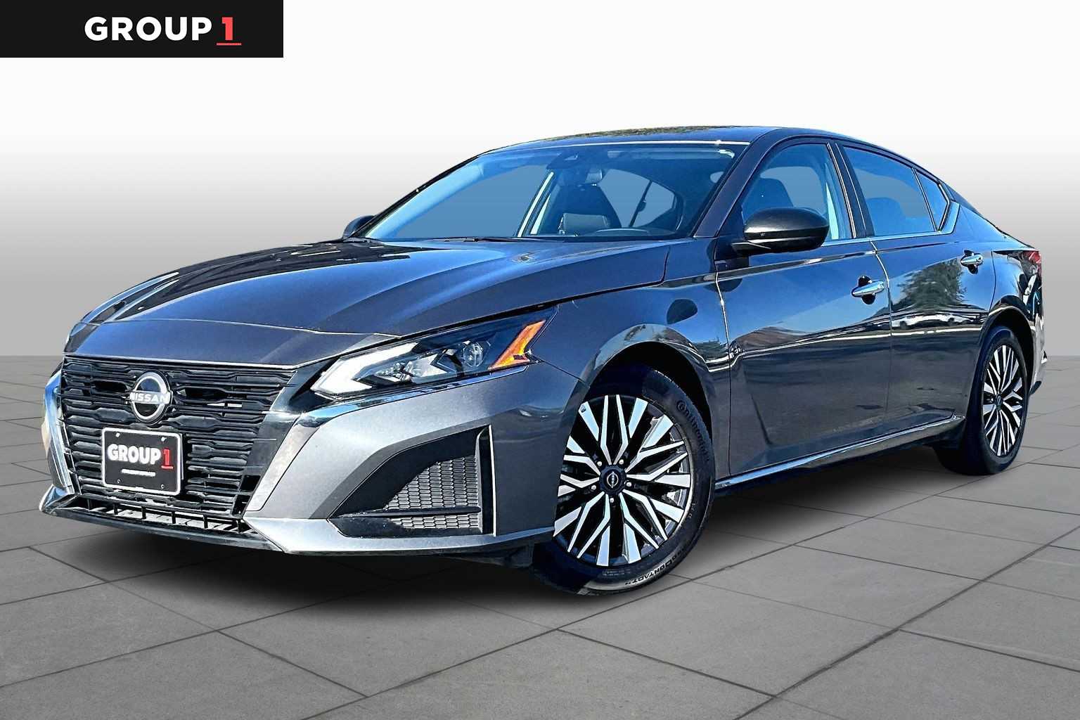 2025 Nissan Altima - Image 1