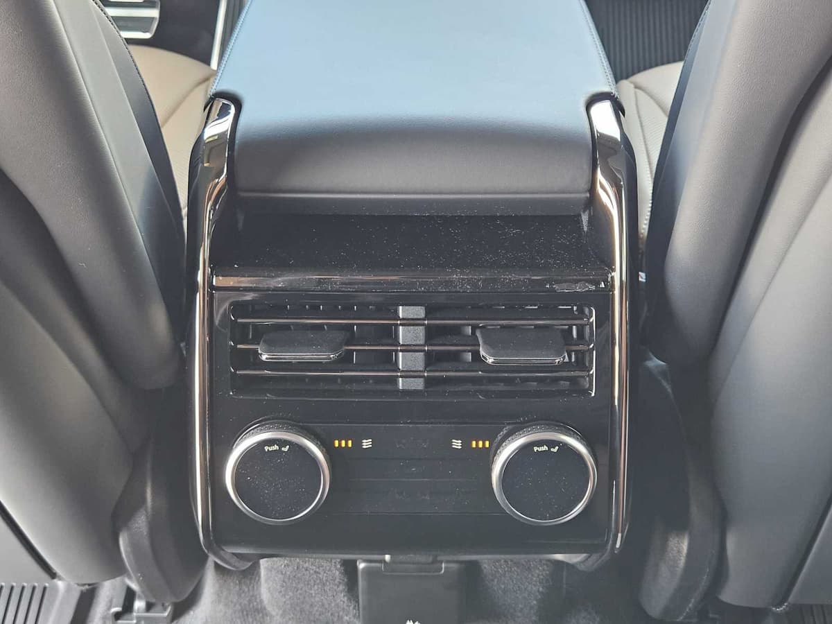 2026 LAND ROVER Range Rover Sport - Image 24