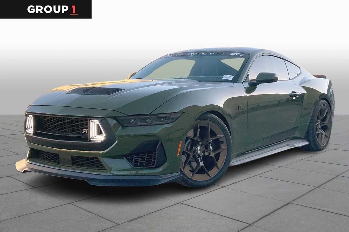 2025 Ford Mustang - Image 1