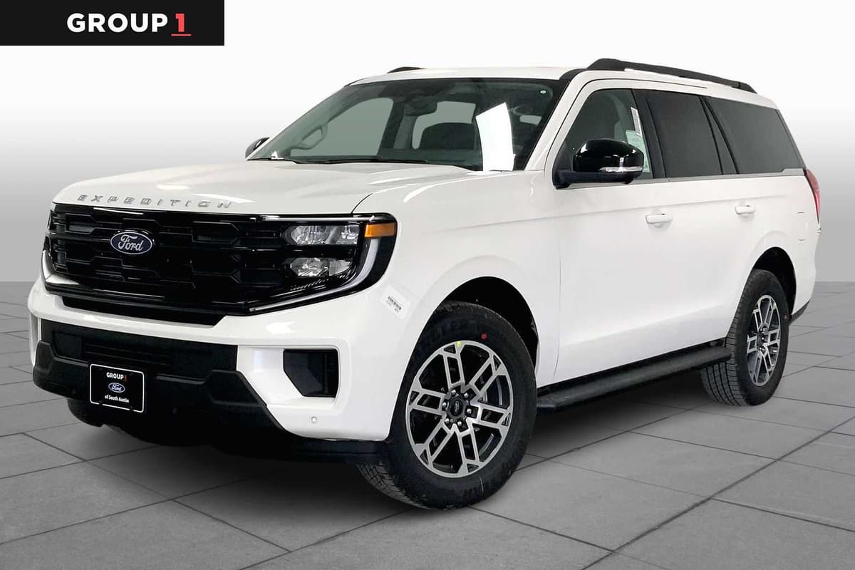 2025 Ford Expedition - Image 1