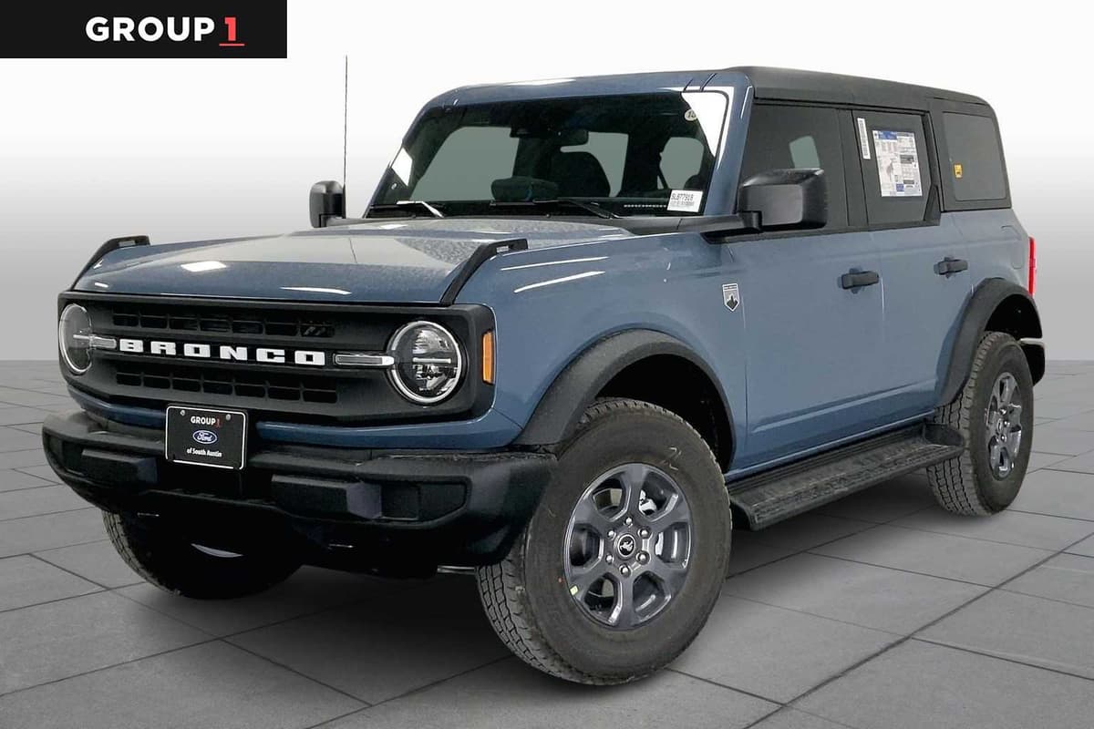 2025 Ford Bronco - Image 1