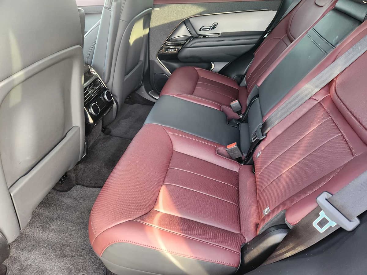 2024 Land Rover Range Rover Sport - Image 25