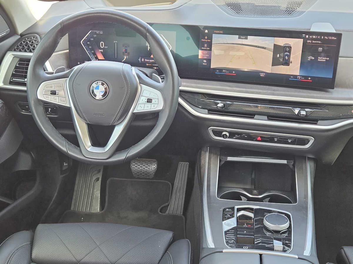 2023 BMW X7 xDrive40i - Image 26