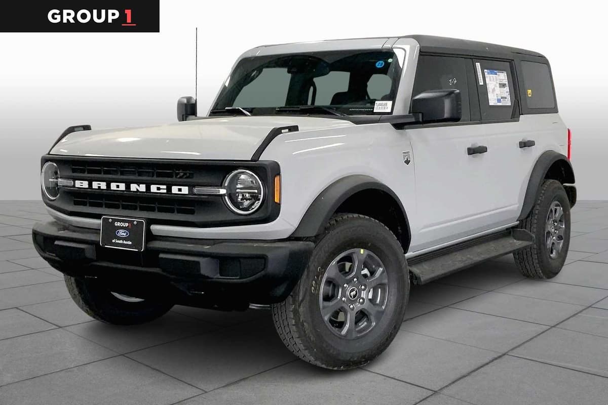 2026 Ford Bronco - Image 1