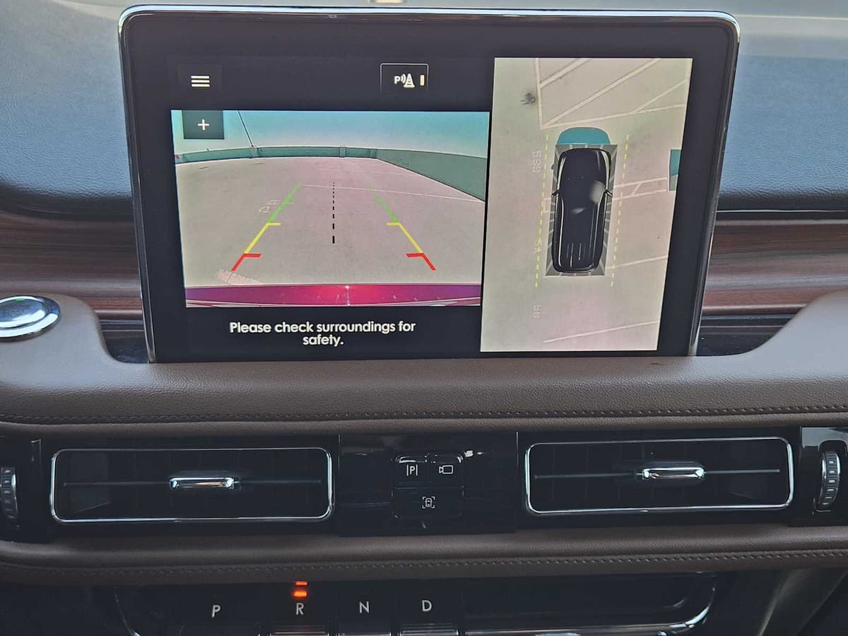 2023 Lincoln Aviator - Image 18