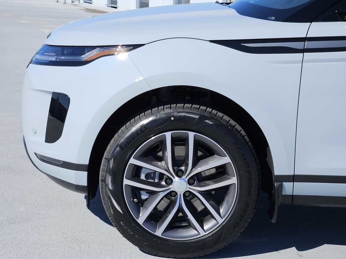 2026 LAND ROVER Range Rover Evoque - Image 9