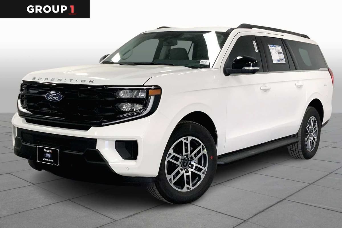 2025 Ford Expedition - Image 1
