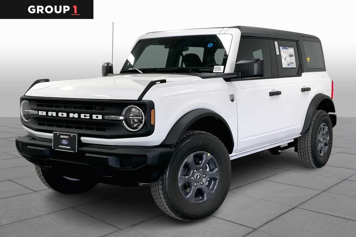 2025 Ford Bronco - Image 1