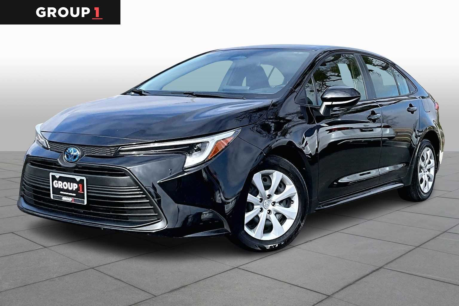 2025 Toyota Corolla - Image 1