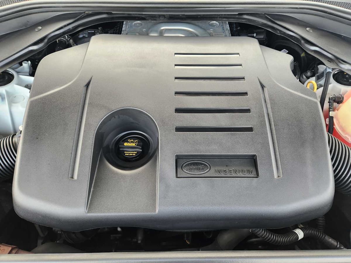 2025 Land Rover Range Rover Sport - Image 31