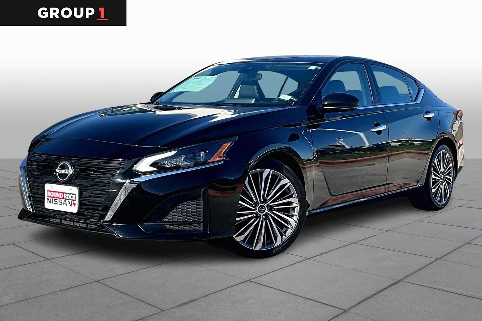 2024 Nissan Altima - Image 1