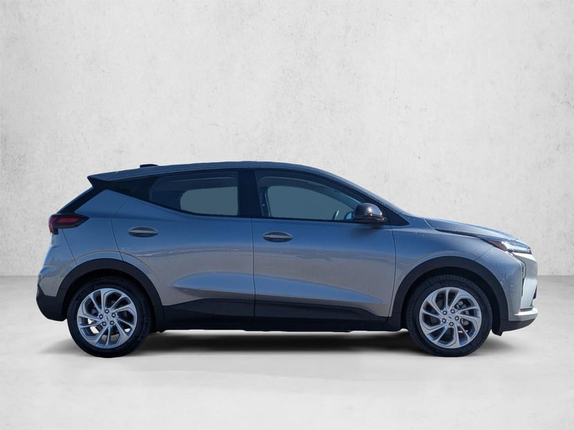 2027 Chevrolet Bolt - Image 4