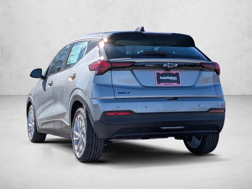 2027 Chevrolet Bolt - Image 7