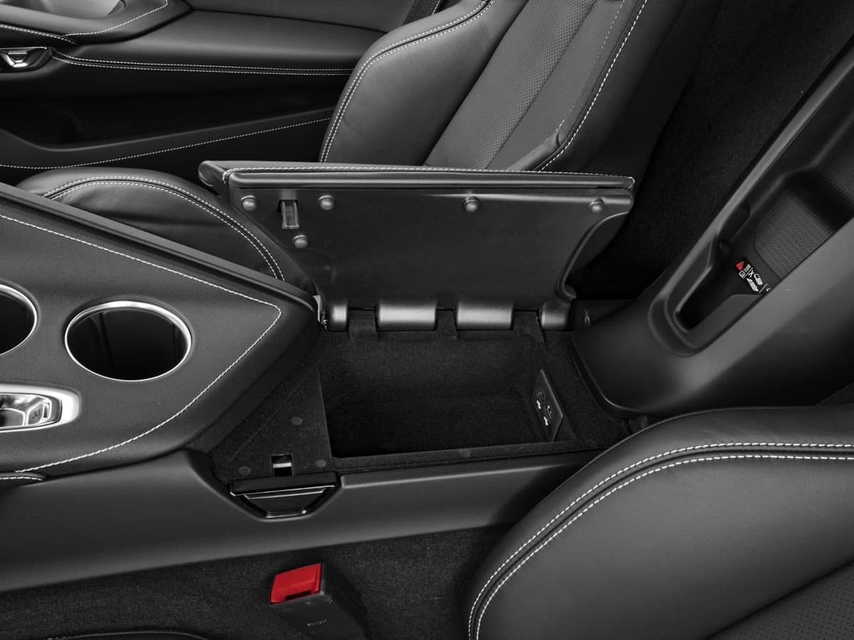 2026 Chevrolet Corvette Stingray - Image 9