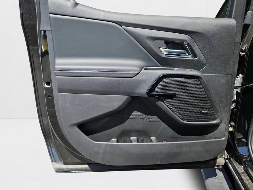 2024 Chevrolet Silverado EV - Image 14