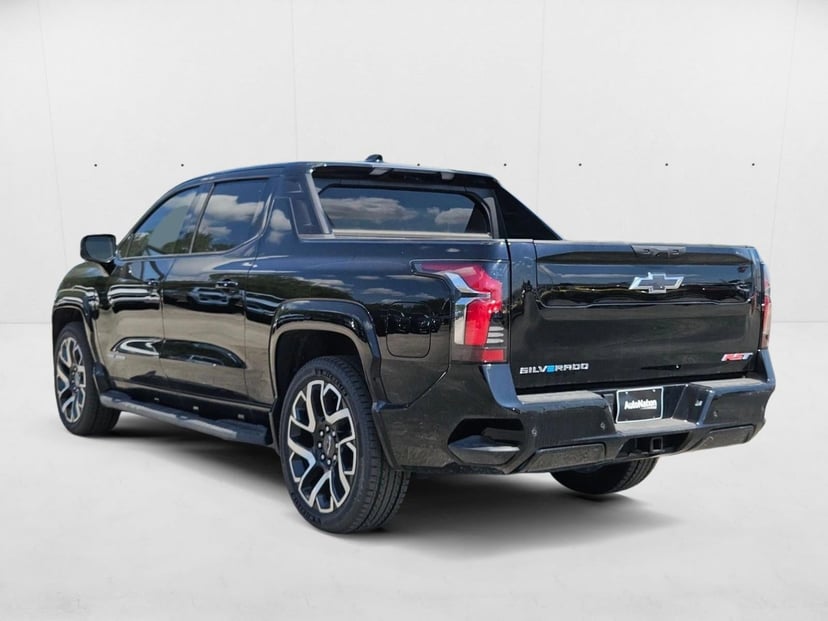 2024 Chevrolet Silverado EV - Image 8