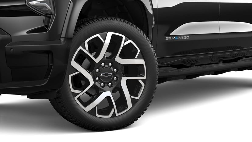 2024 Chevrolet Silverado EV - Image 25