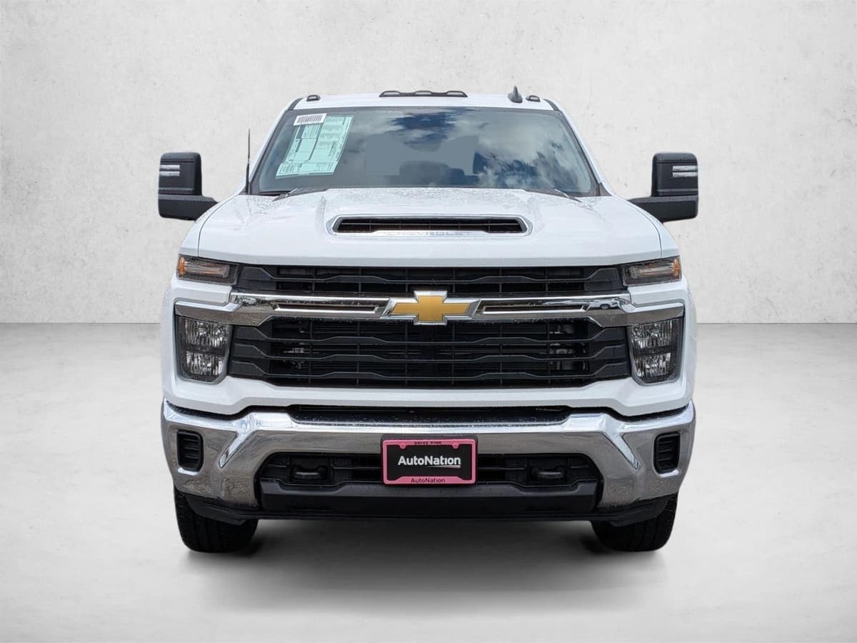 2026 Chevrolet Silverado 2500 HD - Image 2