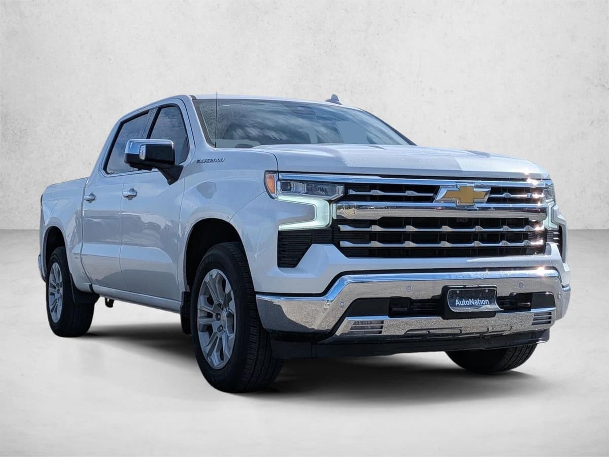2025 Chevrolet Silverado 1500 - Image 3