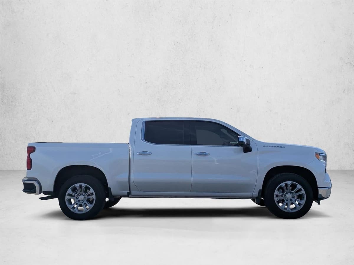 2025 Chevrolet Silverado 1500 - Image 4