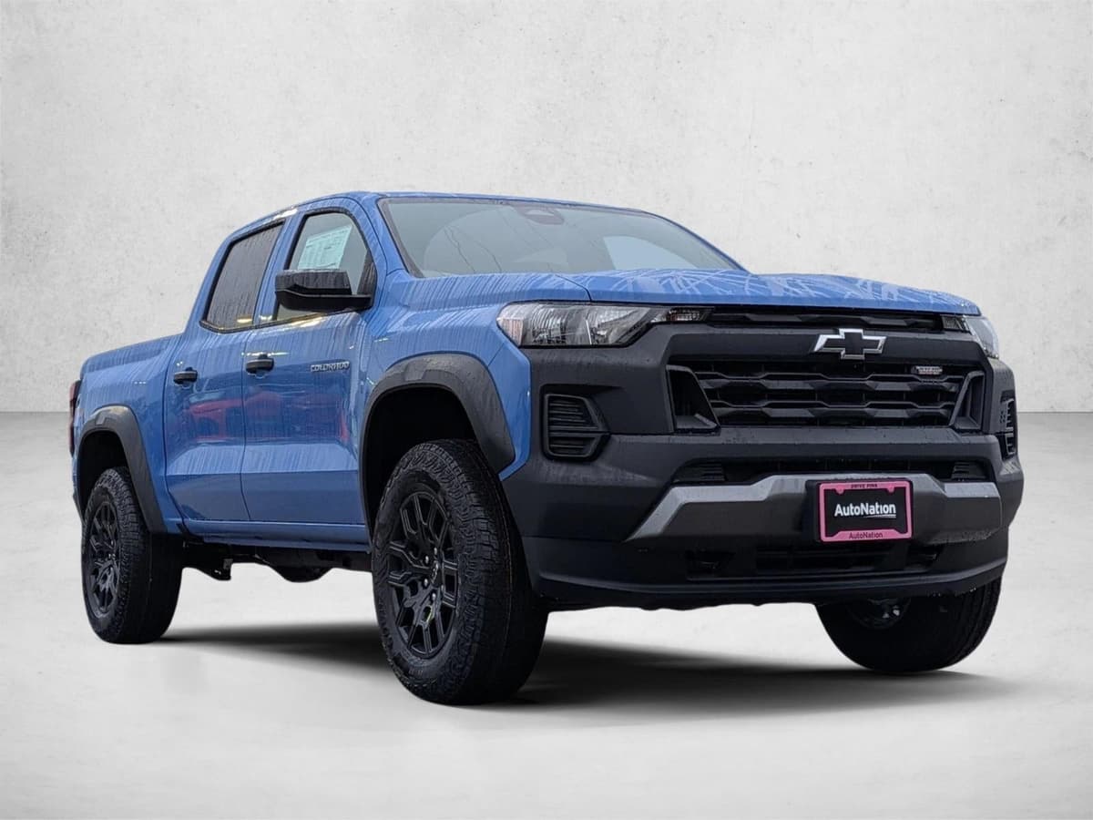 2026 Chevrolet Colorado - Image 3