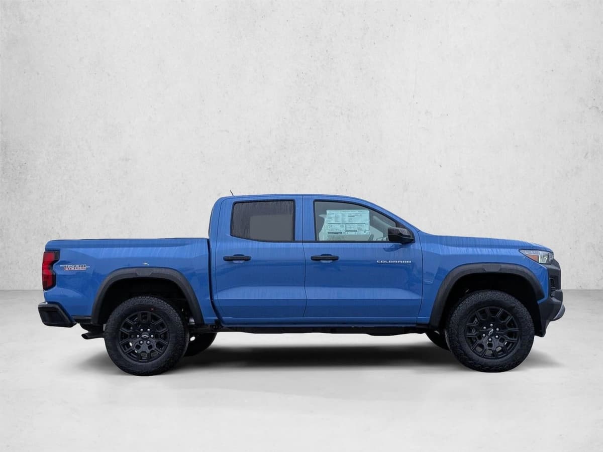 2026 Chevrolet Colorado - Image 4