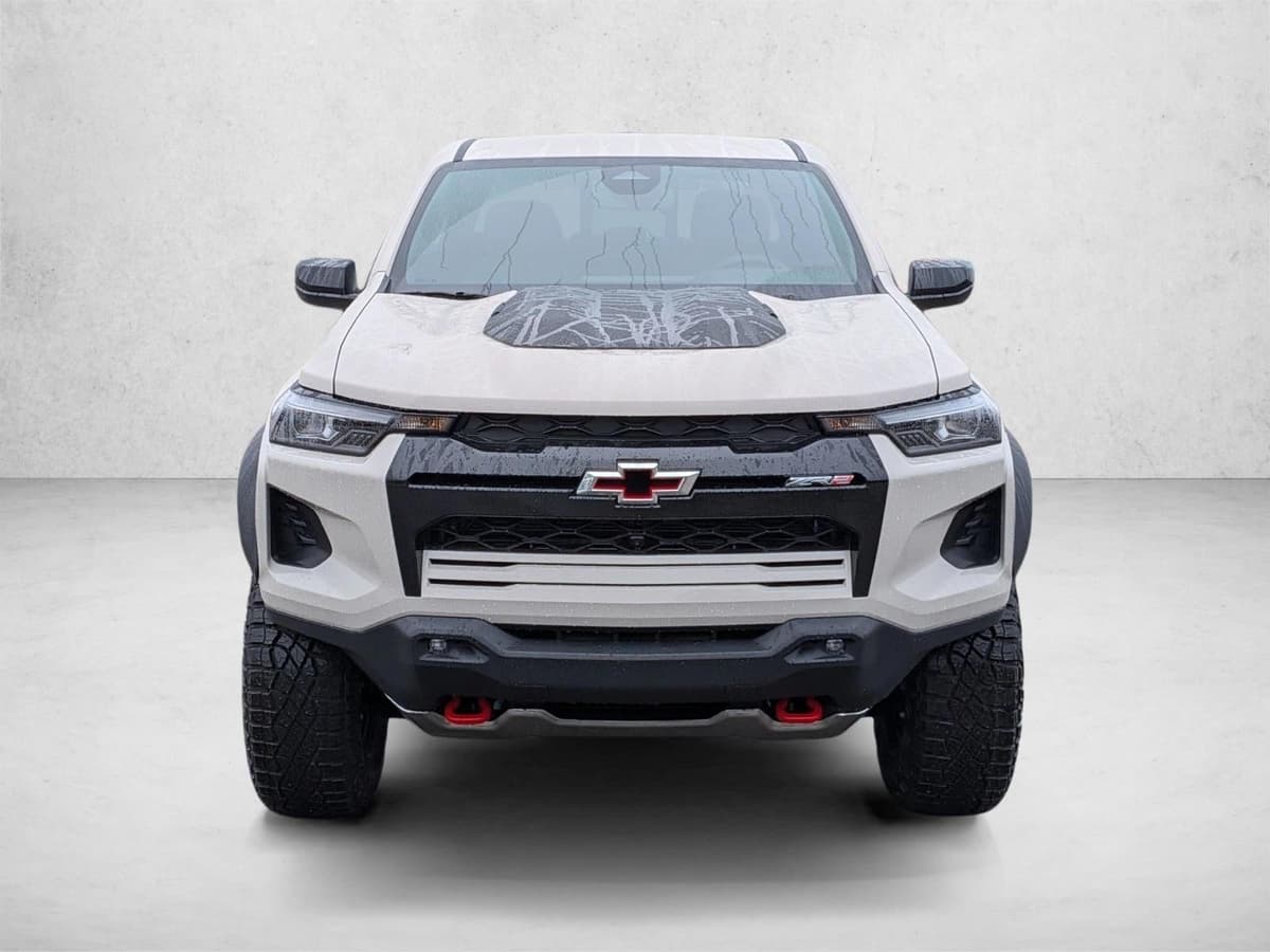 2026 Chevrolet Colorado - Image 2