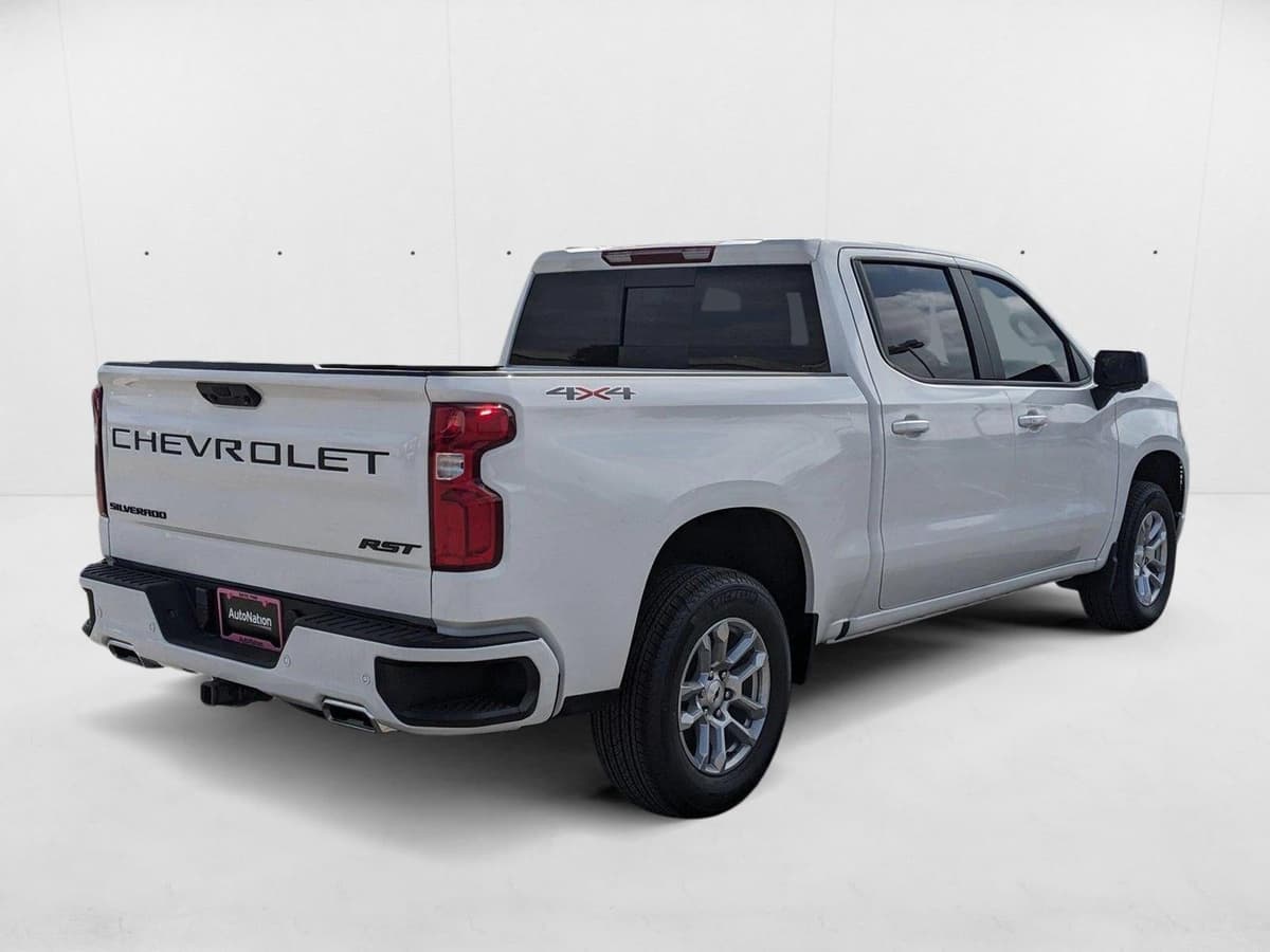 2025 Chevrolet Silverado 1500 - Image 5