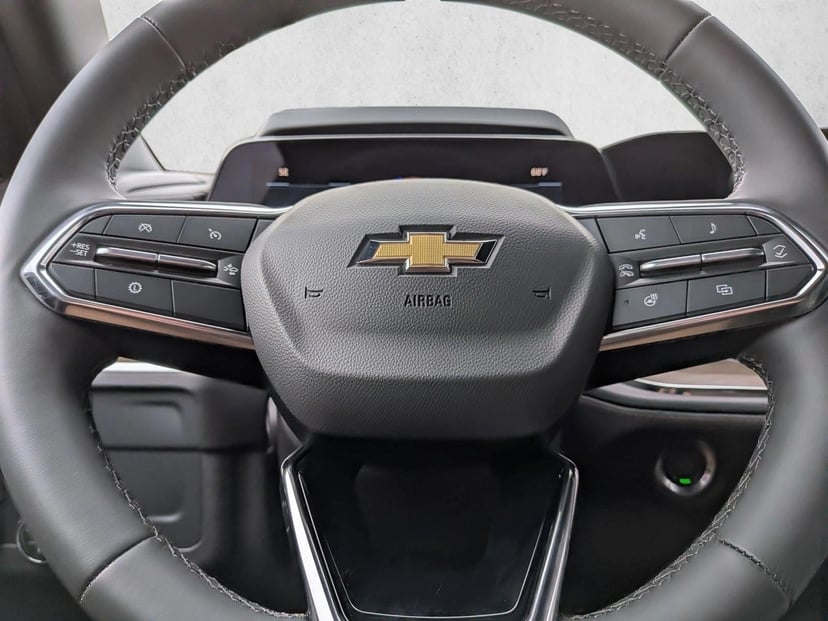 2026 Chevrolet Suburban - Image 11
