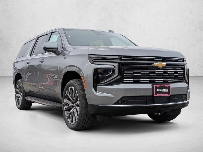 2026 Chevrolet Suburban - Image 4