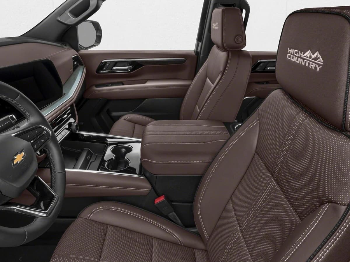 2026 Chevrolet Suburban - Image 6