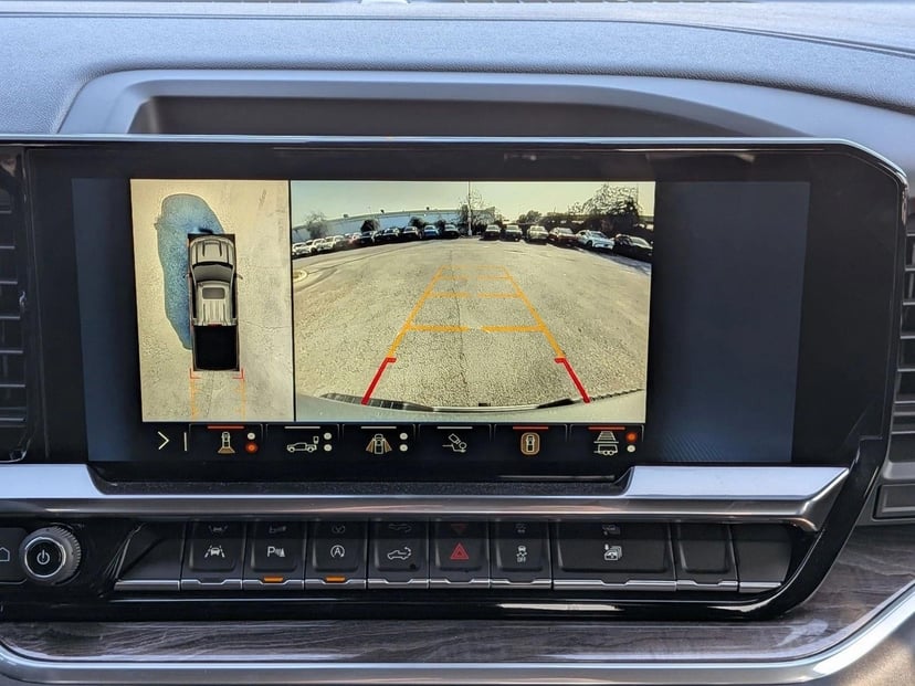 2025 Chevrolet Silverado 1500 - Image 7