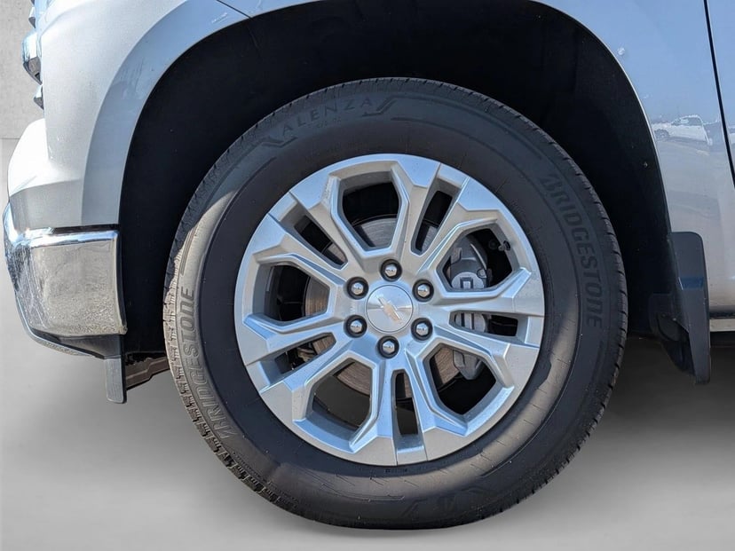 2025 Chevrolet Silverado 1500 - Image 14